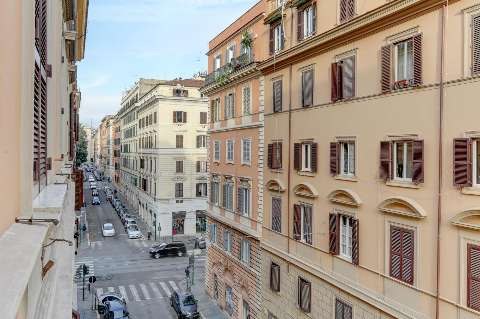 Claudia House Termini Alojamento de Acomodação e Pequeno-almoço Roma