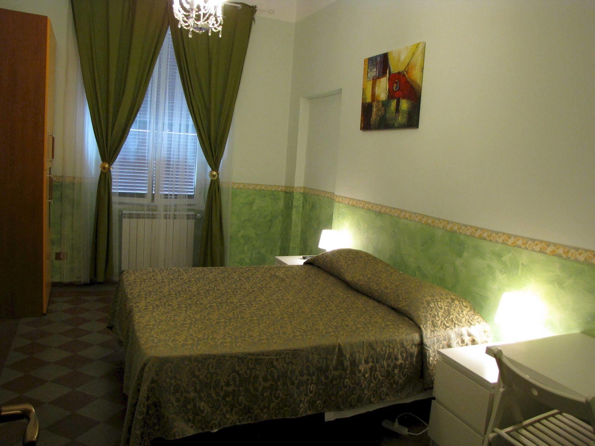Claudia House Termini Bed and breakfast 2*